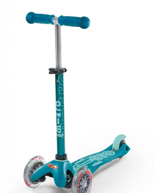 Micro Mini Deluxe Scooter Aqua