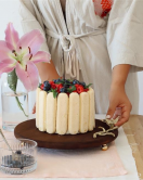 Akayev Ahşap 28 Cm Altın Boncuk Ayaklı Kelebek Sunum Tabağı