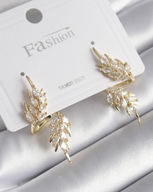 Pirinç Gold Renk Zirkon Taşlı Yaprak Model Kadın Küpe
