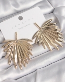 Pirinç Gold Renk Yaprak Model Kadın Küpe