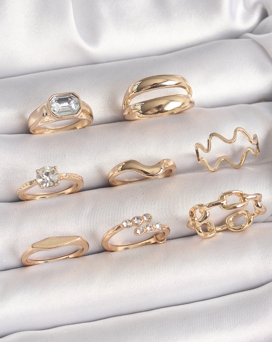Pirinç Gold Renk Zirkon Taşlı Dalga Model Zincir Detay Kadın Yüzük Kombini