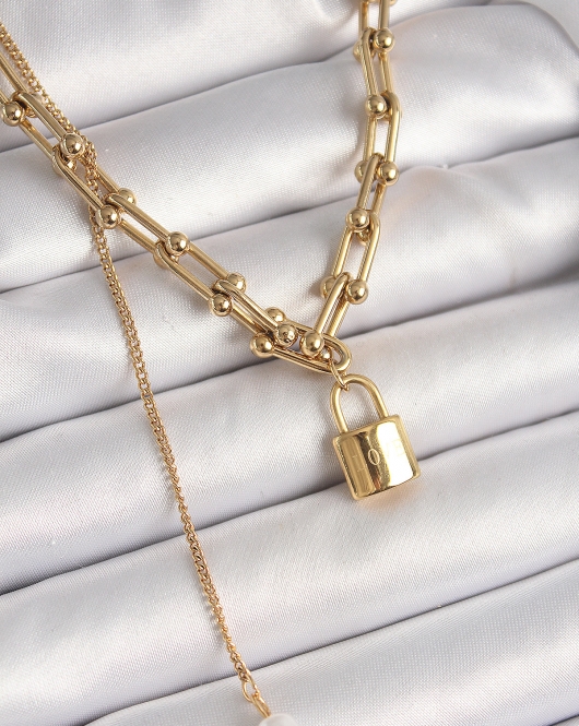 316L Çelik Gold Renk Tiffany Zincir Model Kilit Figür Sallantı İnci Detay Kadın Kolye